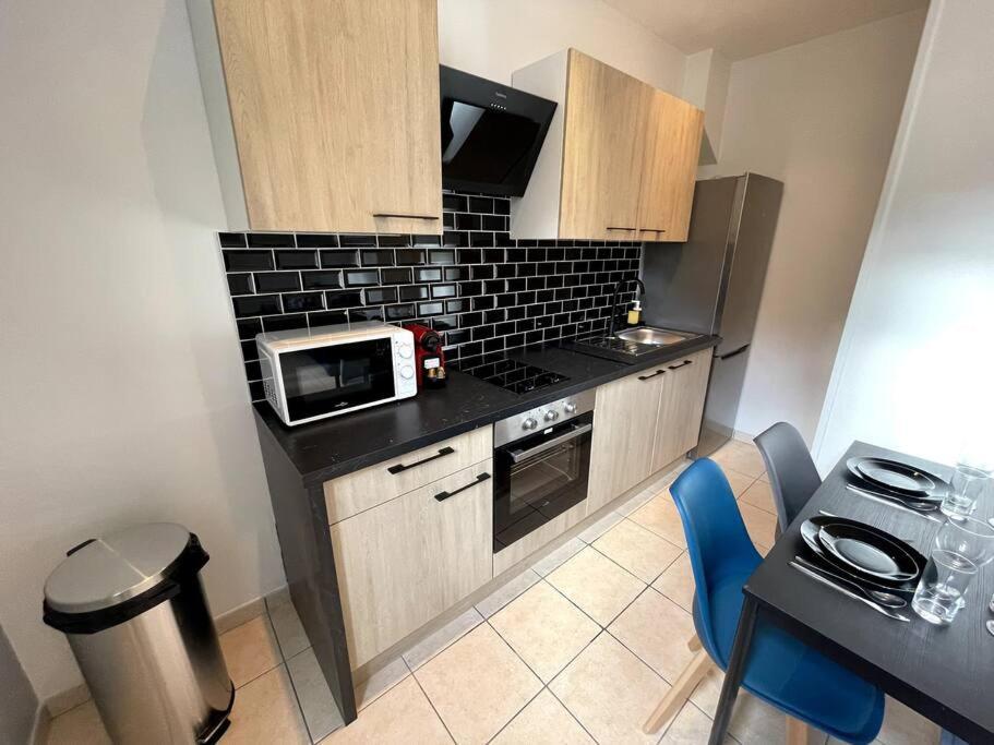 Appartement T2 Pour 3 Personnes マルセイユ エクステリア 写真