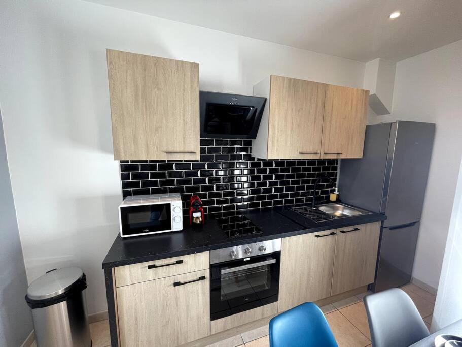 Appartement T2 Pour 3 Personnes マルセイユ エクステリア 写真